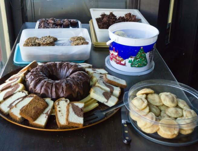 a table full of baked treats